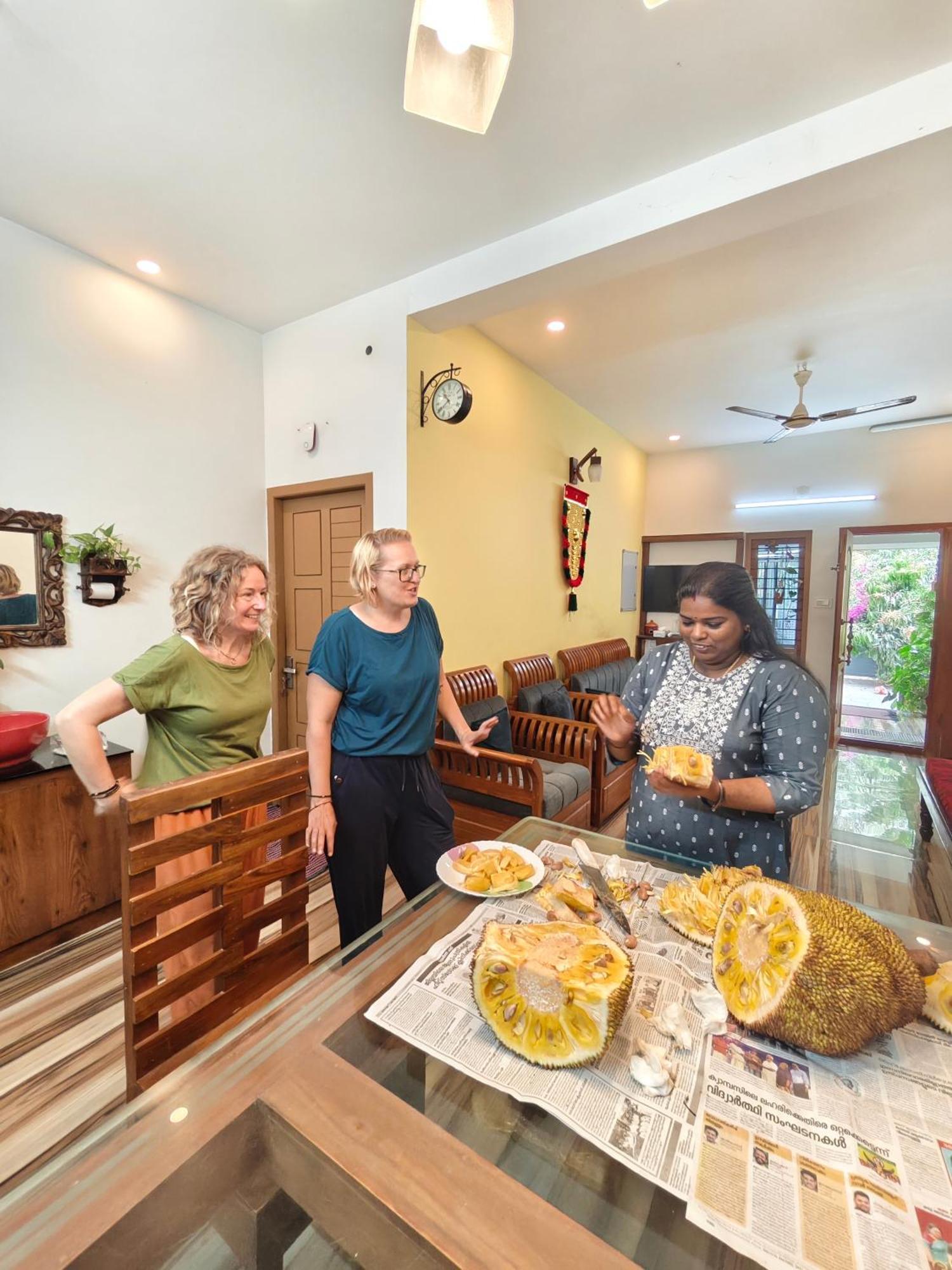 Oyster Marris Homestays Thiruvananthapuram Exteriör bild